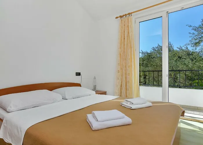 Apartamento Rubin-13 By Interhome